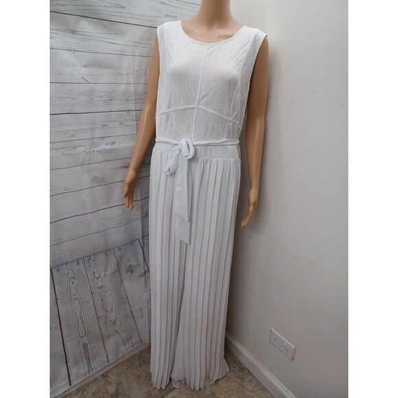 Ashley Stewart White Sleeveless Tie Waist Pleated Wide Leg Jumpsuit 20W Chiffon - Picture 1 of 11